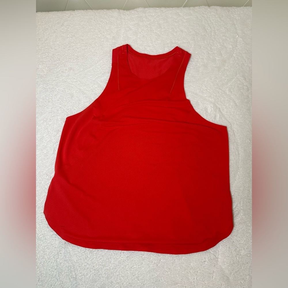 Lululemon tank top size 8